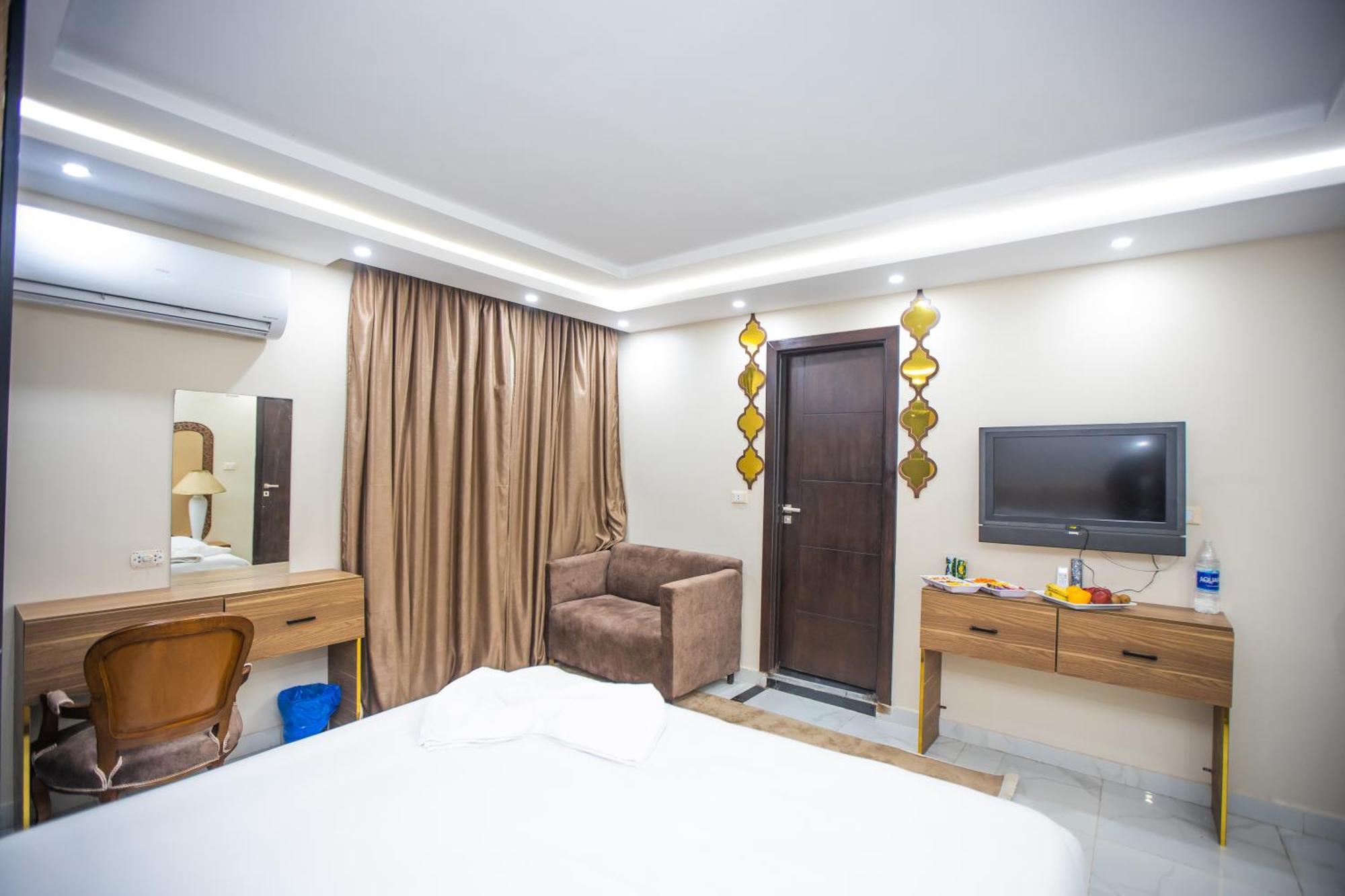 Comfort Giza Top Hotel Cairo Exterior photo